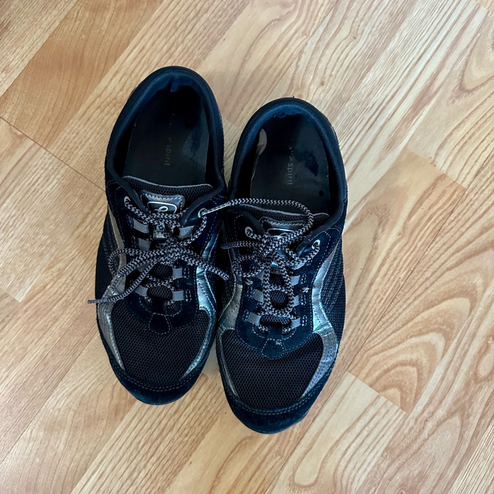 Easy Spirit Women’s Black Athletic Shoes